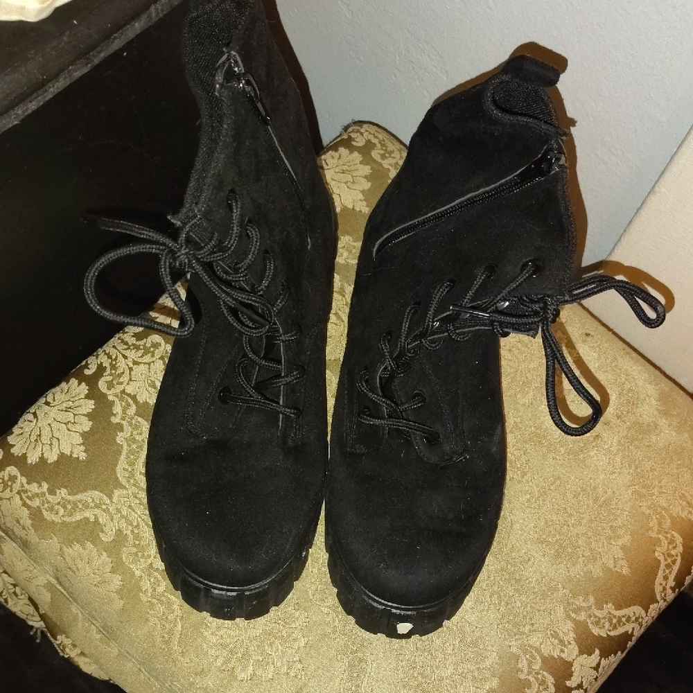 Black Women's Boots